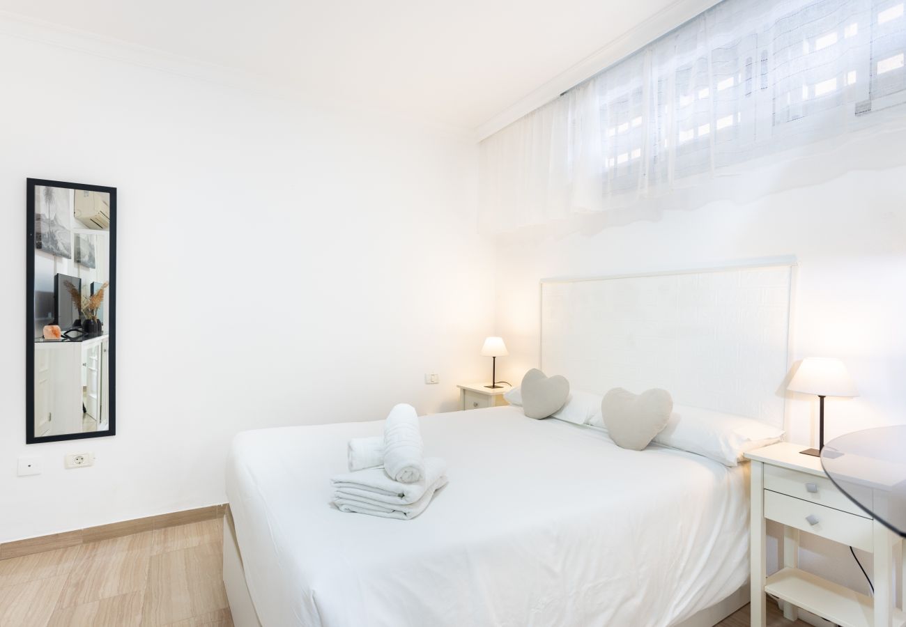 Apartment in Los Cristianos - Nice sea & pool view apt in Los Cristianos