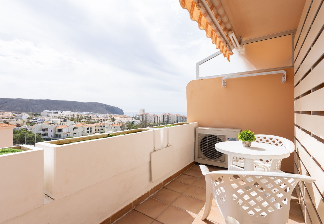 Apartment in Los Cristianos - Nice sea & pool view apt in Los Cristianos