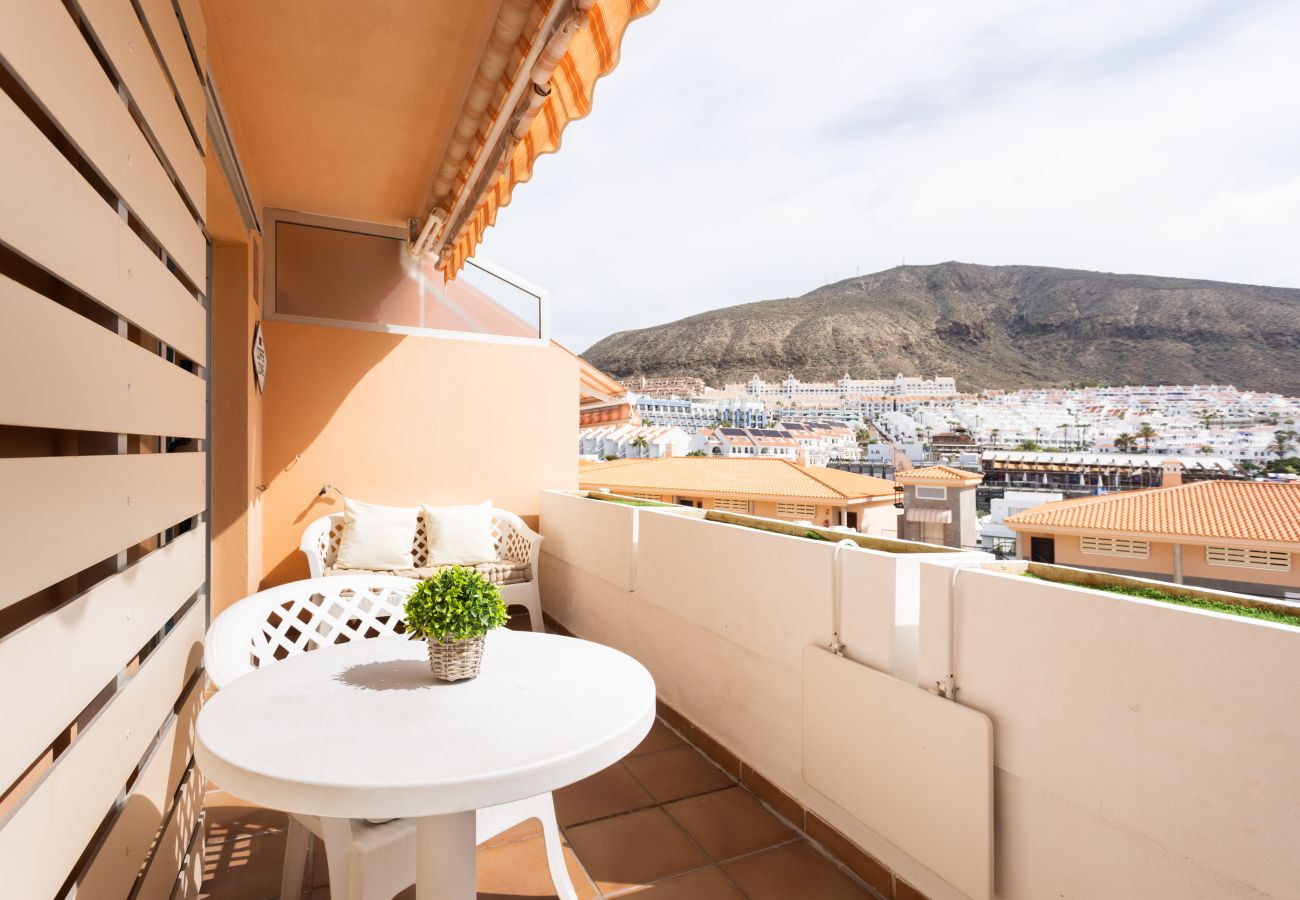 Apartment in Los Cristianos - Nice sea & pool view apt in Los Cristianos