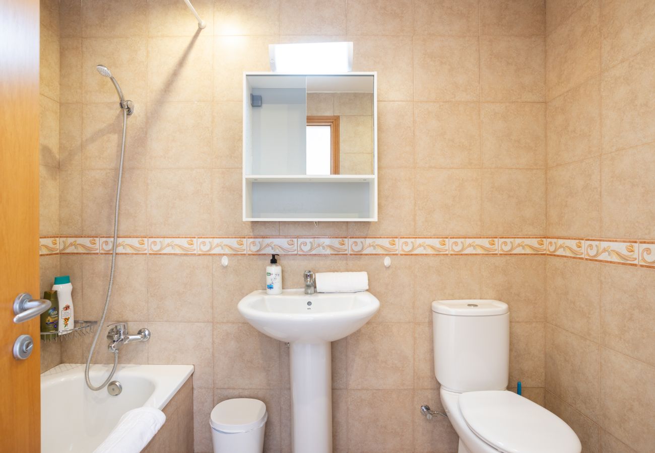 Apartment in Guía de Isora - Nice duplex with sea views & terrace in Alcalá