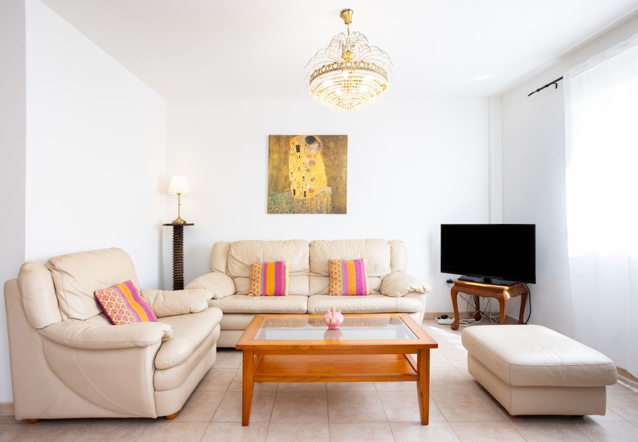 Apartment in Guía de Isora - Nice duplex with sea views & terrace in Alcalá