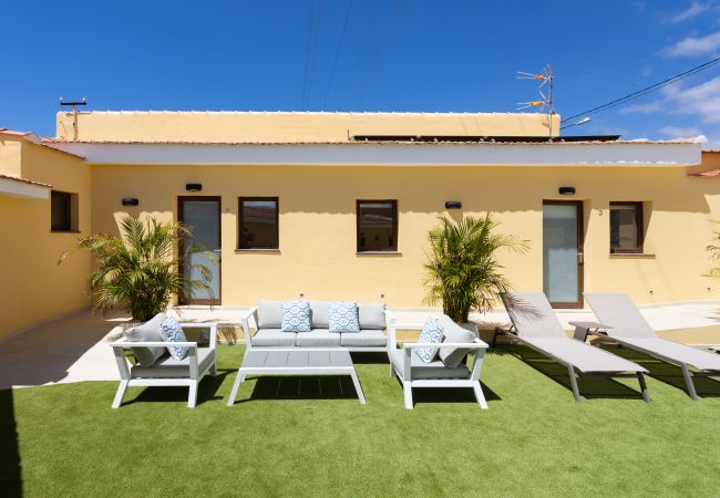 Villa à Adeje - Wonderful home with heated pool Villa à Adeje - Wonderful home with heated pool