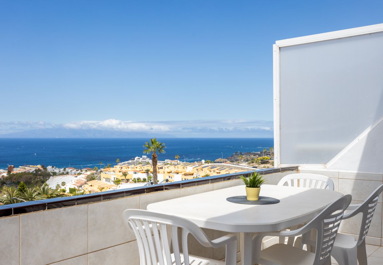 Appartement à Costa Adeje - Sea & Pool view apt in Costa Adeje