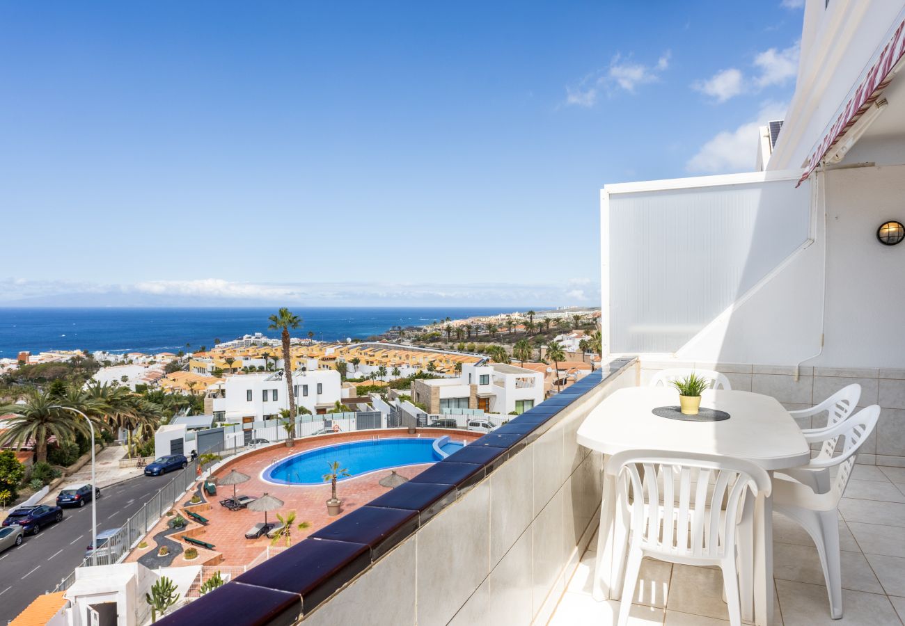 Appartement à Costa Adeje - Sea & Pool view apt in Costa Adeje