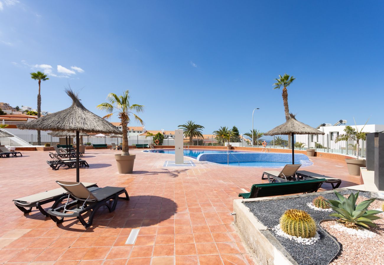 Appartement à Costa Adeje - Sea & Pool view apt in Costa Adeje