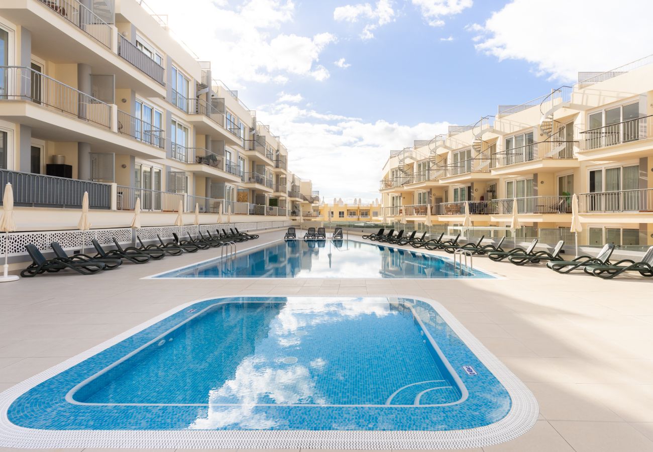 Appartement à Puerto de Santiago - Relax, Sun, Pool & Sea in Puerto de Santiago