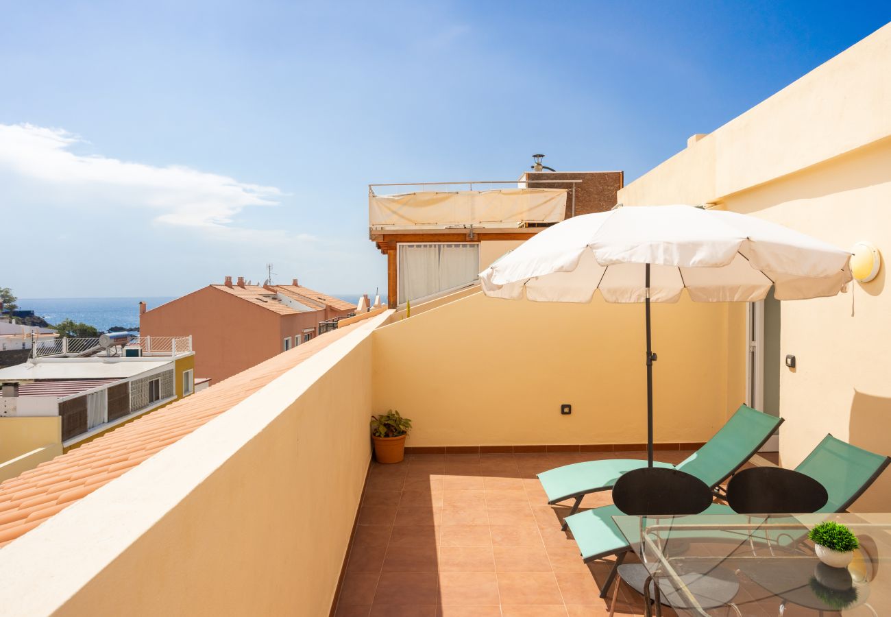 Appartement à Guía de Isora - Nice duplex with sea views & terrace in Alcalá