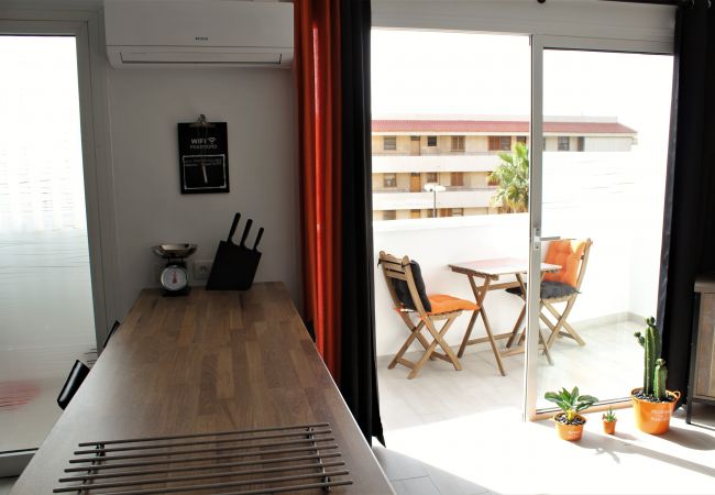 Appartamento a Los Cristianos - Modern and lovely apartment in Los Cristianos Appartamento a Los Cristianos - Modern and lovely apartment in Los Cristianos