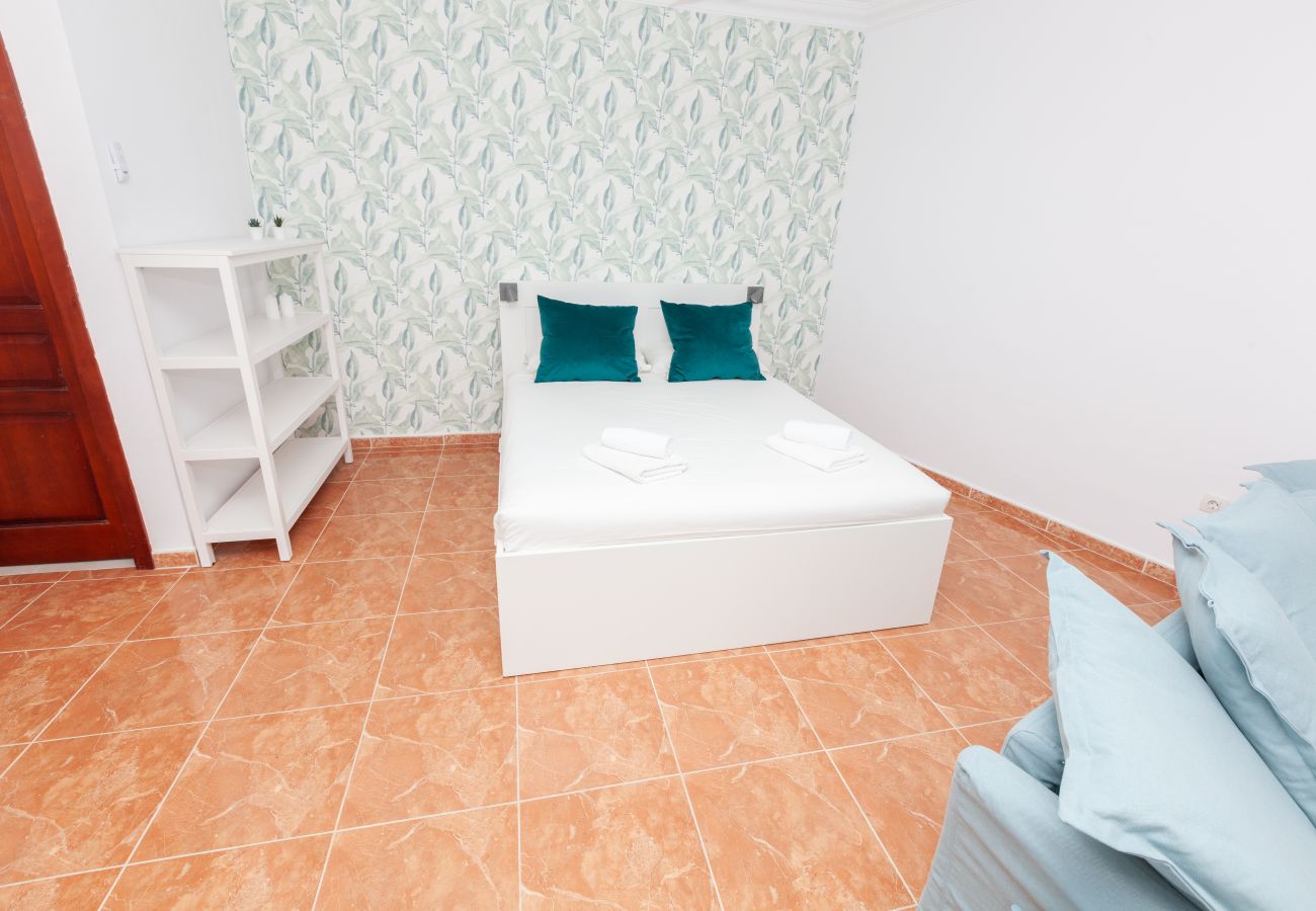 Studio a Alcalá - Estudio con gran terraza Chill Out