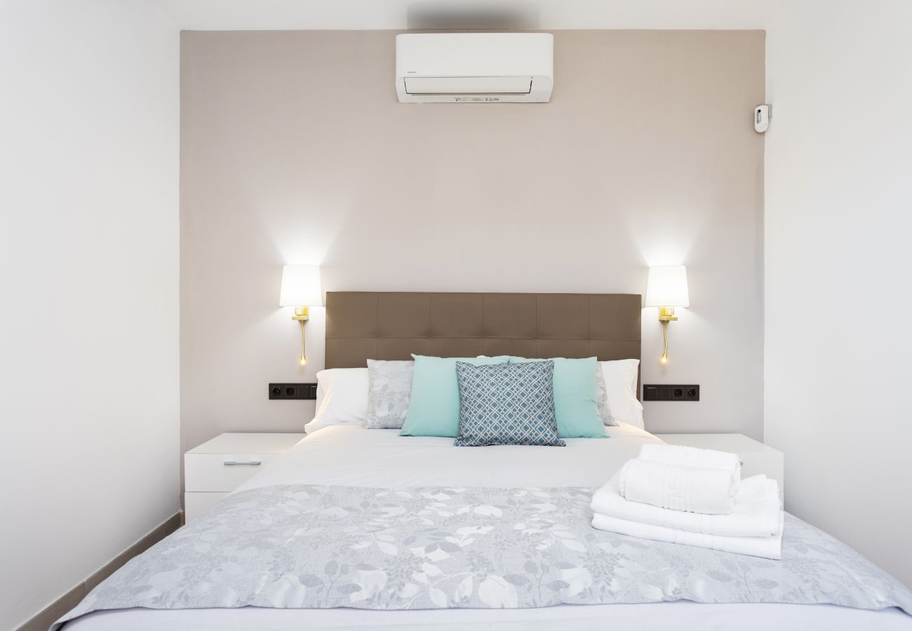 Villa a Adeje - Wonderful home with heated pool