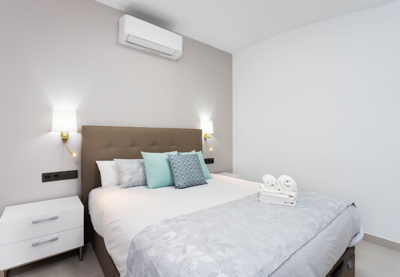 Villa a Adeje - Wonderful home with heated pool