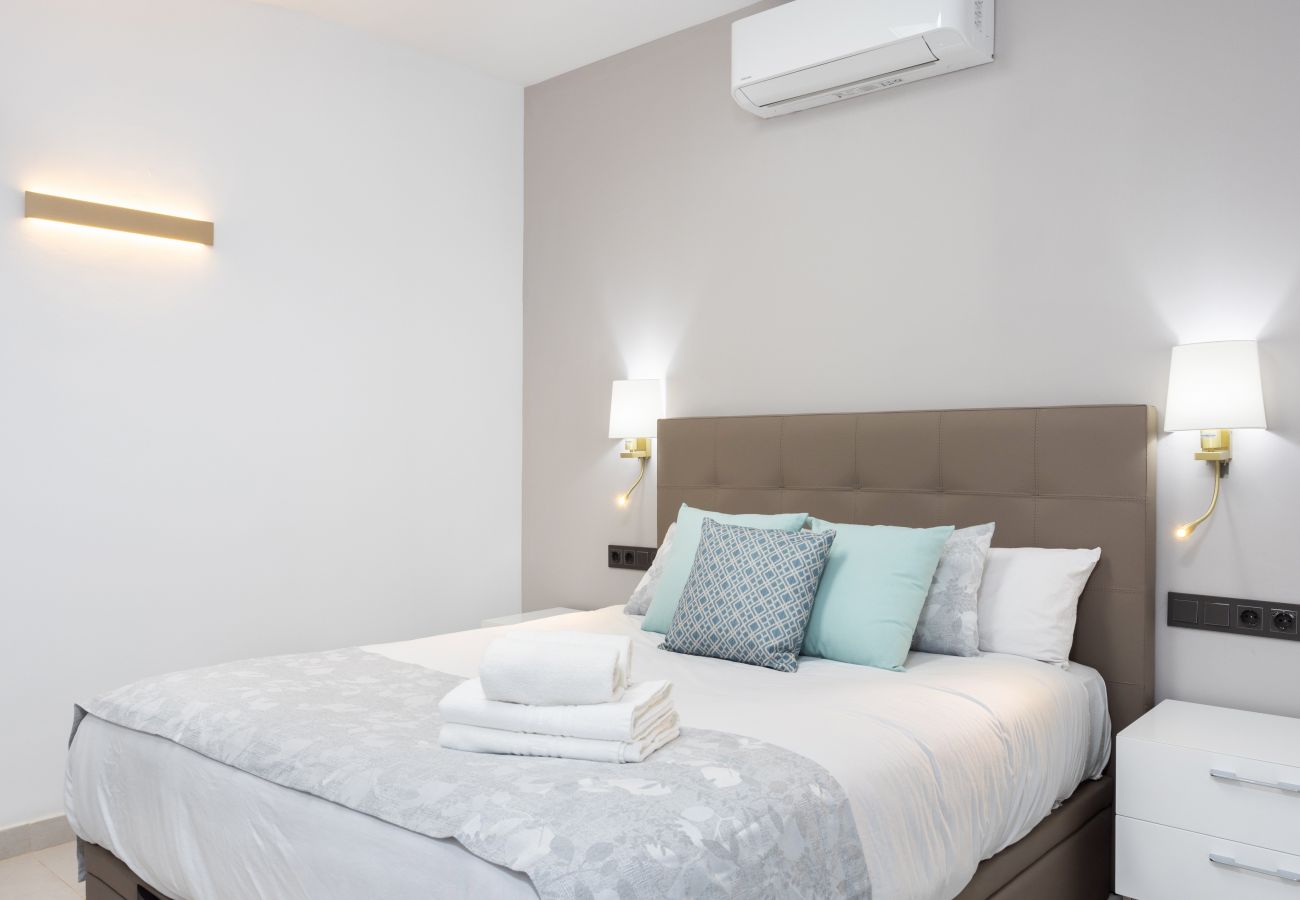 Villa a Adeje - Wonderful home with heated pool