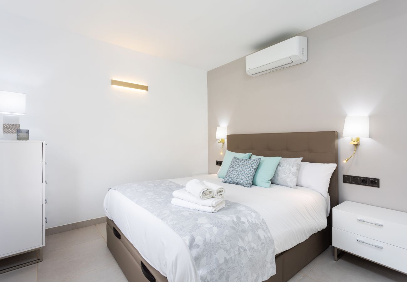 Villa a Adeje - Wonderful home with heated pool