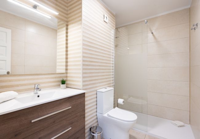 Appartamento a Los Cristianos - Superb pool view & next to ocean Los Cristianos Appartamento a Los Cristianos - Superb pool view & next to ocean Los Cristianos