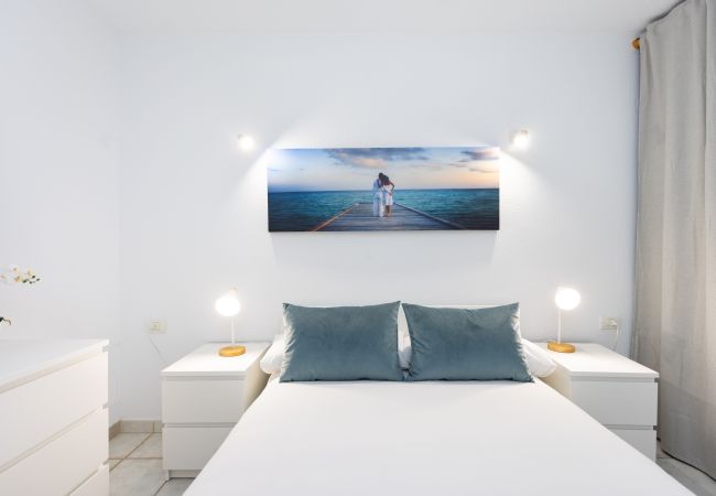 Appartamento a Los Cristianos - Superb pool view & next to ocean Los Cristianos Appartamento a Los Cristianos - Superb pool view & next to ocean Los Cristianos