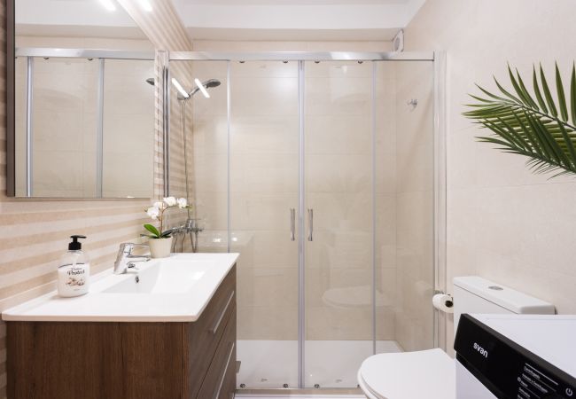 Appartamento a Los Cristianos - Spectacular view of Las Vistas beach & ocean Appartamento a Los Cristianos - Spectacular view of Las Vistas beach & ocean