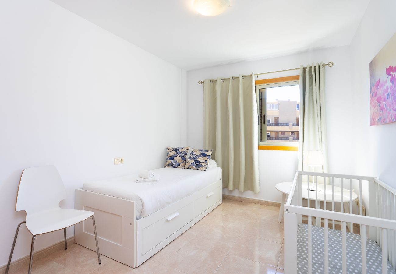 Appartamento a El Medano - Lovely seaview apartment. Swimming pool & parking.