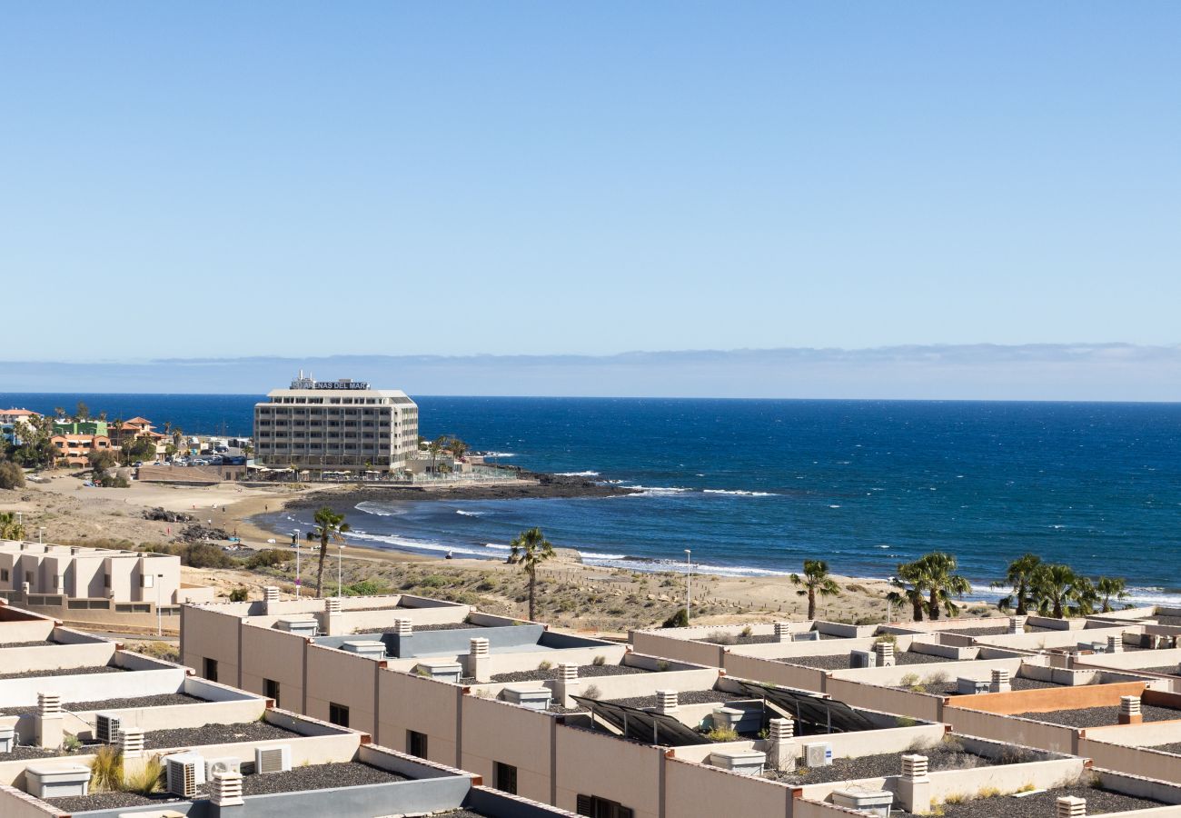 Appartamento a El Medano - Lovely seaview apartment. Swimming pool & parking.