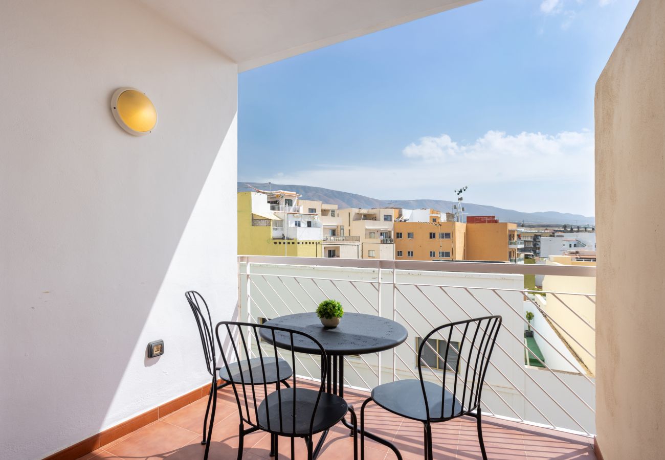 Appartamento a Guía de Isora - Nice duplex with sea views & terrace in Alcalá